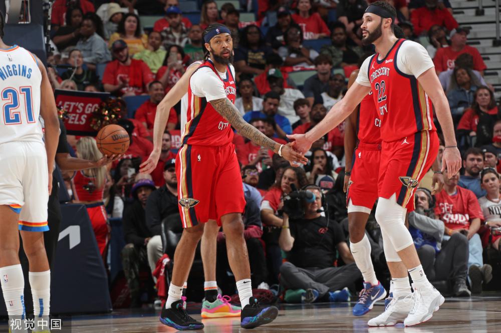 时内传遍世 时内传遍世